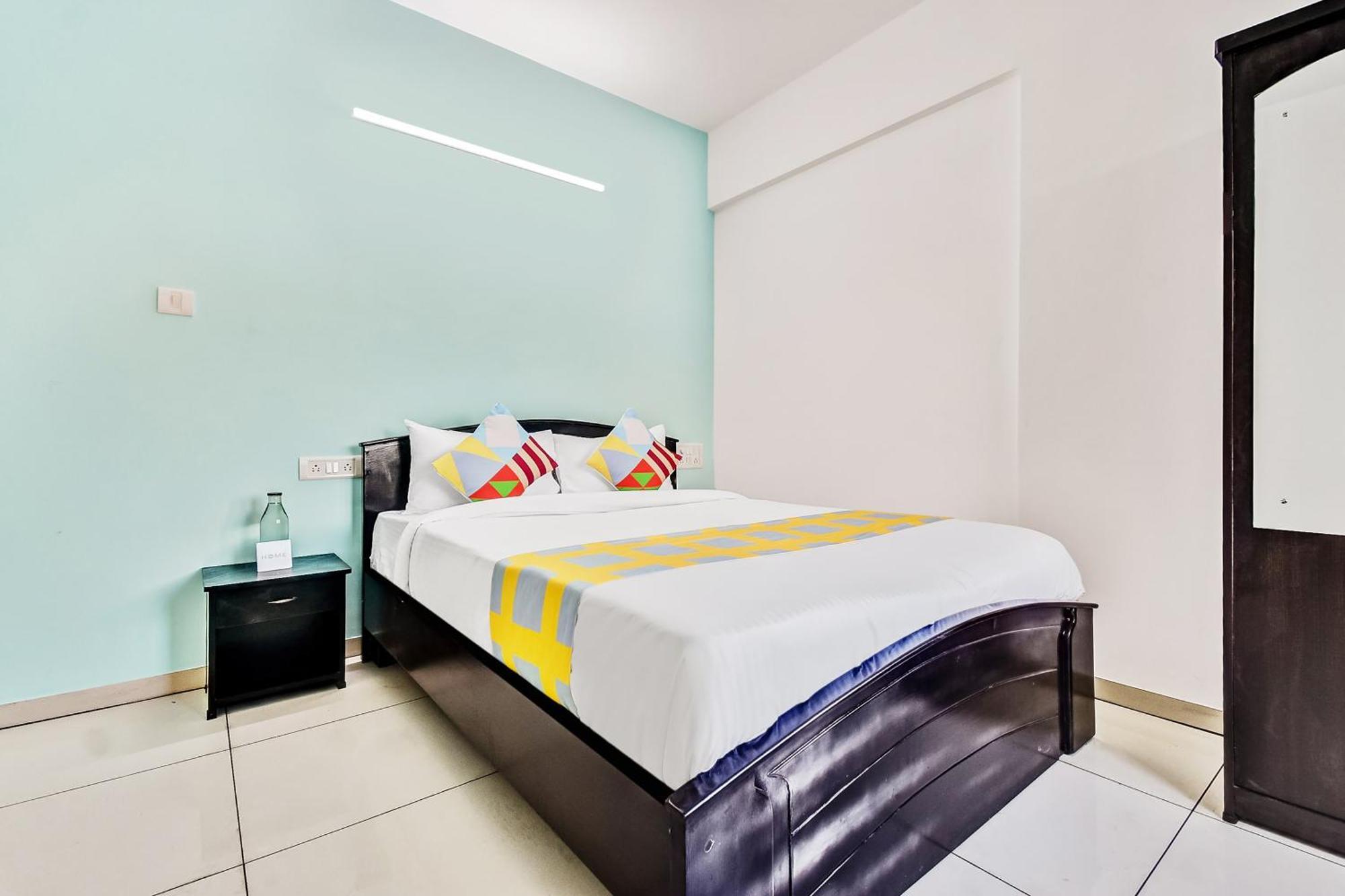 Hotel O Crystal Inn Бангалор Екстериор снимка