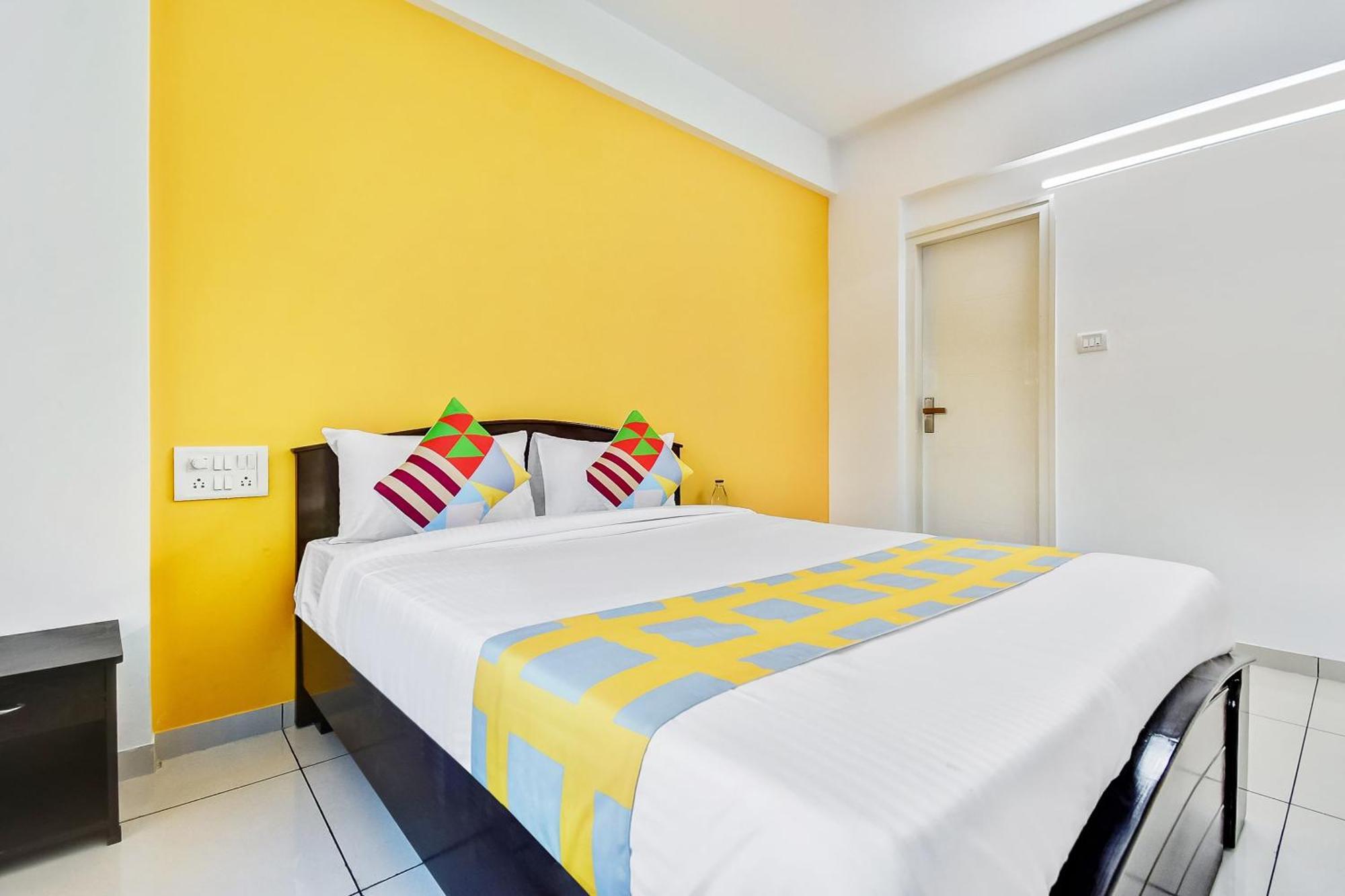 Hotel O Crystal Inn Бангалор Екстериор снимка